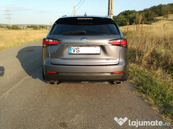 Lexus NX 200t, 238 CP, automat, 50.500 km 