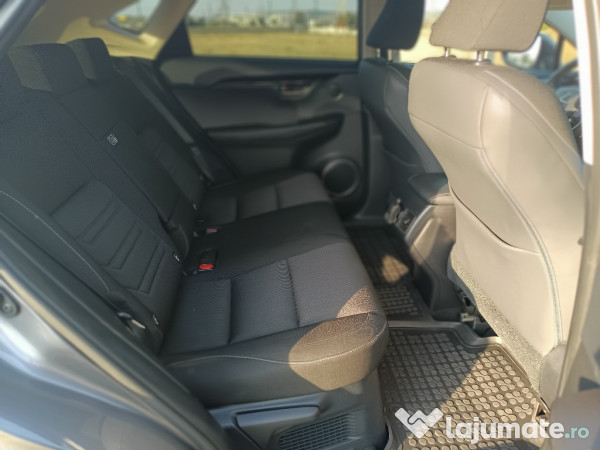 Lexus NX 200t, 238 CP, automat, 50.500 km 