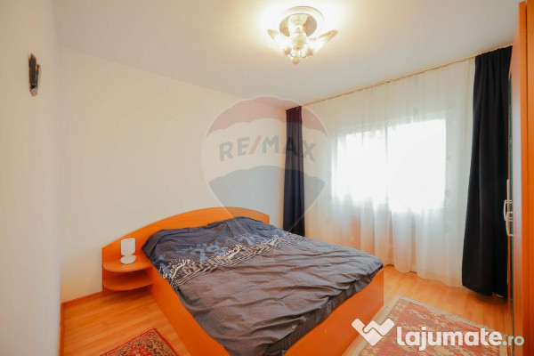 Apartament cu 3 camere de vânzare, în zona Dragoș Vodă 