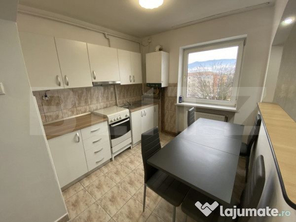 Apartament 2 camere, 50 mp, zona Cetate 