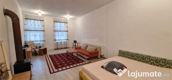 Chirie Resita Apartament 90 mp. etj.1 la casa. 