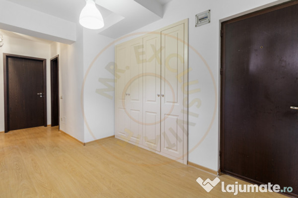 Apartament decomandat cu curte proprie de 170 mp 