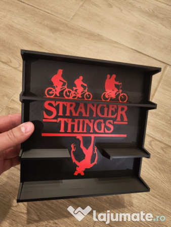 Display suport kinder stranger things 