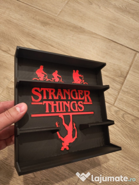 Display suport kinder stranger things 