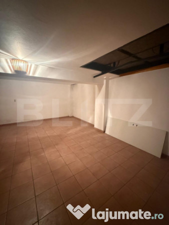 Casa spatioasa de inchiriat, 259 mp, zona Bereasca 