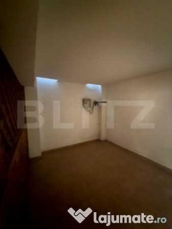 Casa spatioasa de inchiriat, 259 mp, zona Bereasca 