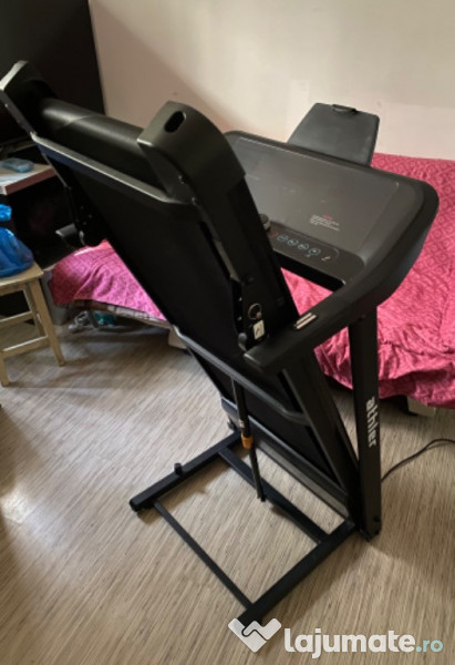 Bandă de alergat la super preț 