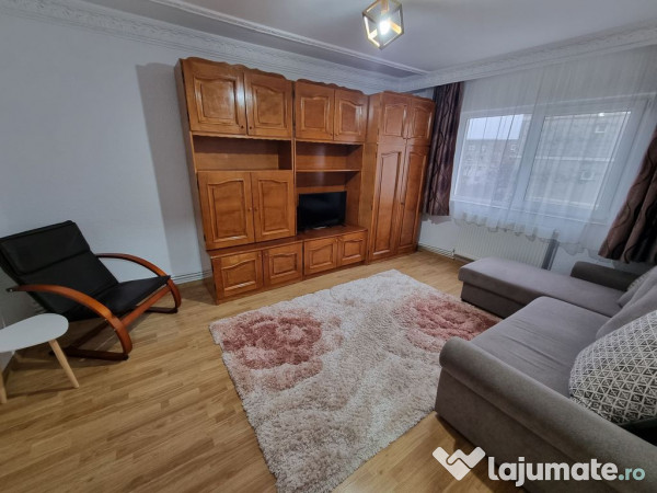 Inel 2 scoala 39-apartament 4 camere la cheie 