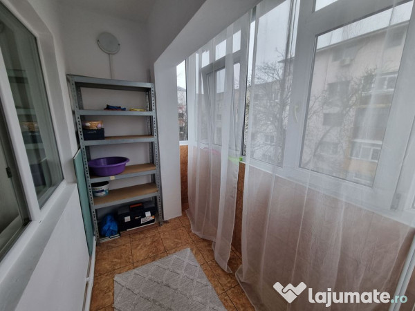 Inel 2 scoala 39-apartament 4 camere la cheie 