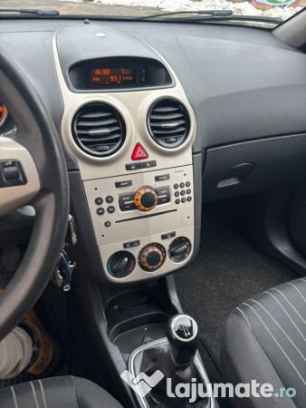 Opel corsa/2008/recent adus