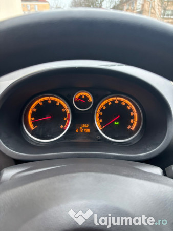 Opel corsa/2008/recent adus