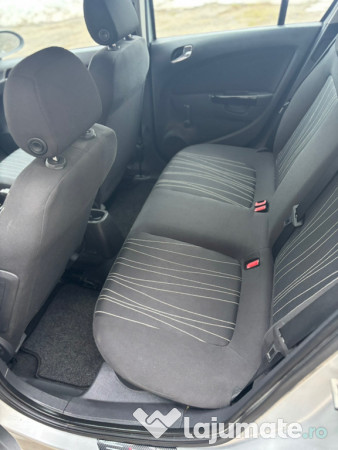 Opel corsa/2008/recent adus