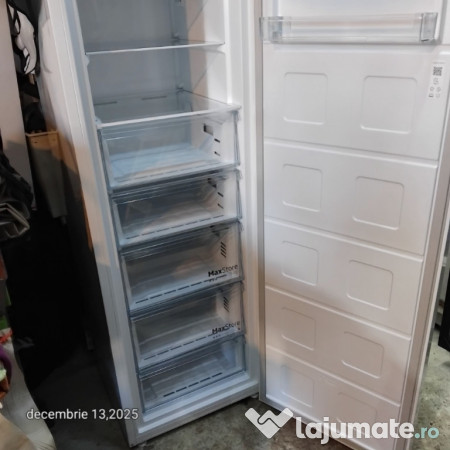 Congelator beko cu 8 sertare