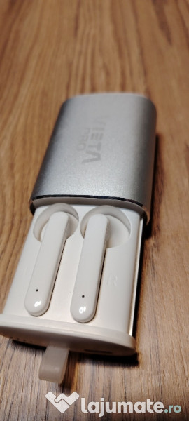 Căști pentru IPhone. 