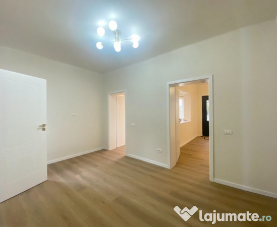 Spatiu comercial/birouri ultracentral Pitesti, 800 EURO 