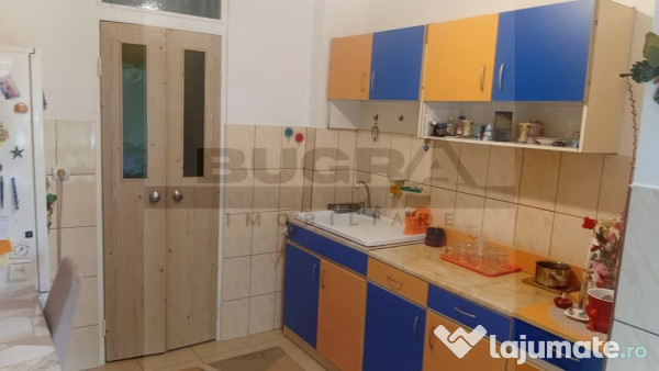 Apartament de 2 camere, 52mp, decomandat, zona strazii Tu...