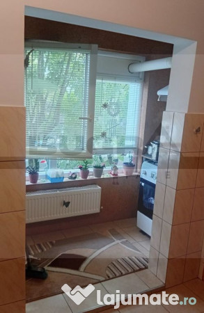 Apartament de 2 camere, 52mp, decomandat, zona strazii Tu... 