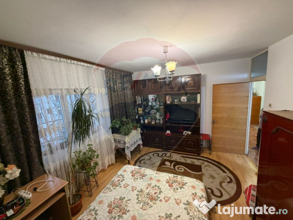 Vanzare ap 2 camere Bld Unirii 