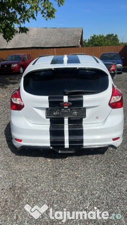 Ford focus model ST 1.6 