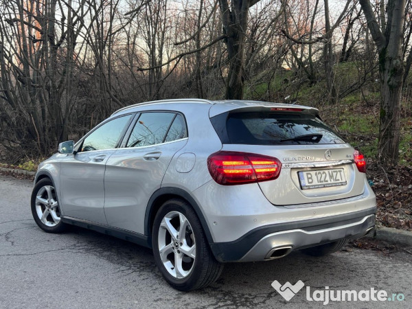 Mercedes GLA 2017 220D 4 MATIC 