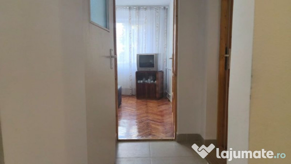 Apartament 2 camere in Deva, zona Dacia, et 1 