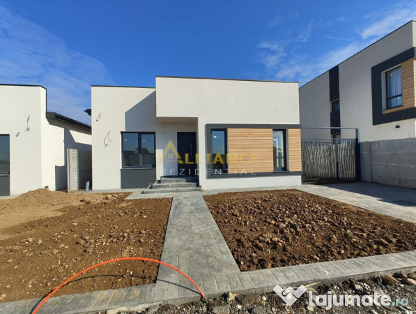 Casa individuala - 4 camere - 2 bai - Cartierul Nou-Str.Avi 