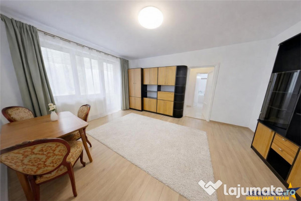 Apartament 2 camere, luminos, pe 70mp, Ultracentral, Brasov. 