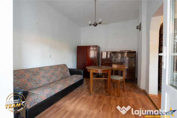 FILM! De casa traditionala, cu dependinte si facilitati, in 