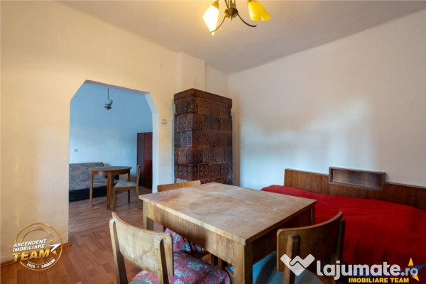 FILM! De casa traditionala, cu dependinte si facilitati, in 