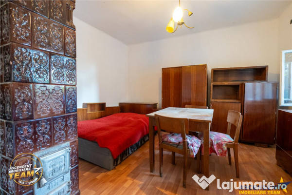 FILM! De casa traditionala, cu dependinte si facilitati, in 