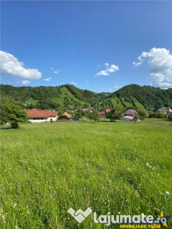 Teren 1.450 mp intravilan, la DN, cu priveliste de carte pos