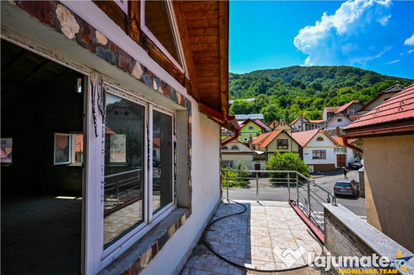 FILM! Casa singura in curte, recomandat investitional rezid 