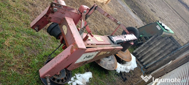 Cositoare rotativă poloneza 185 Wirax Z-069 