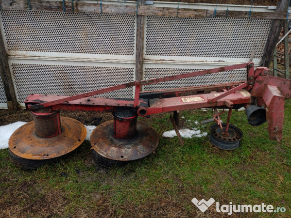 Cositoare rotativă poloneza 185 Wirax Z-069 