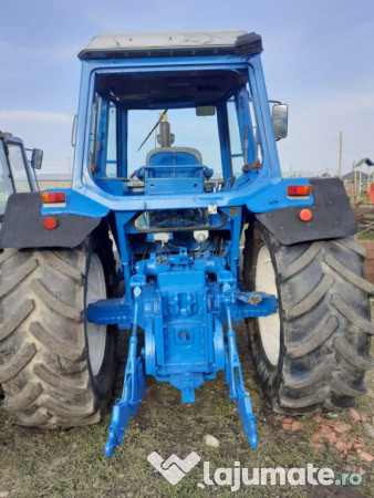 Tractor Ford 130 cp,model 8700 