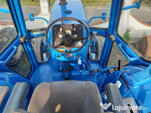 Tractor Ford 130 cp,model 8700 