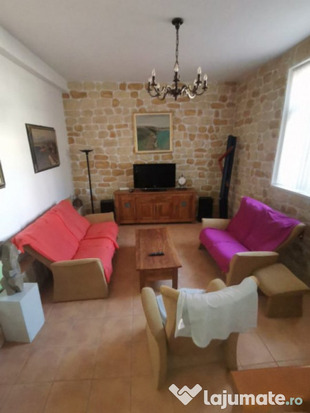 Casa P+1, situata in zona MAMAIA NORD, la 100 m de plaja 