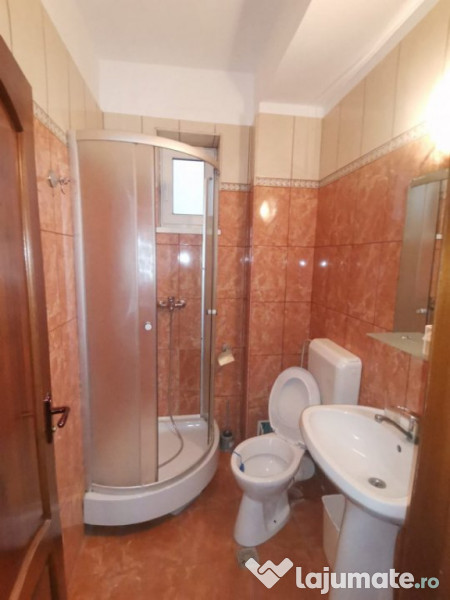 Casa P+1, situata in zona MAMAIA NORD, la 100 m de plaja 