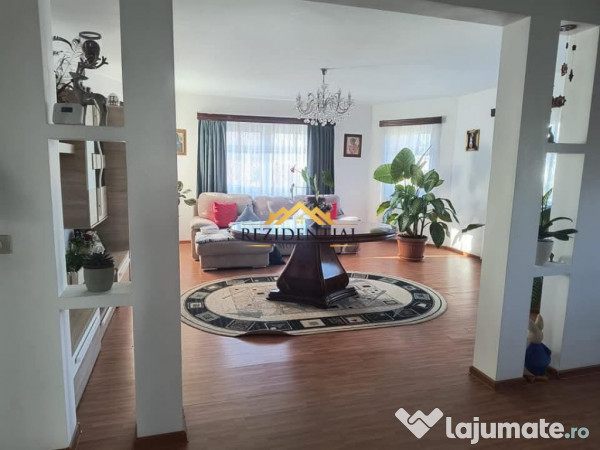 CASA CU ETAJ - CATAMARASTI 