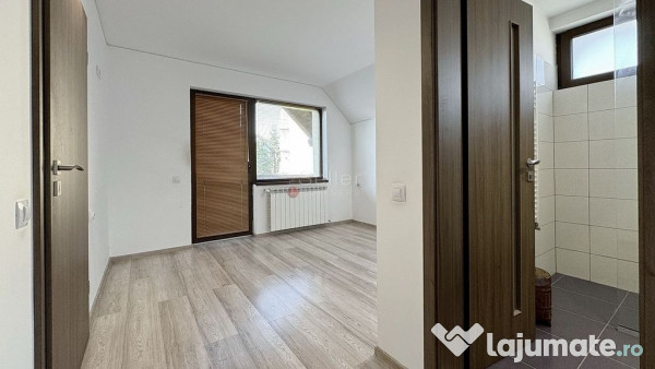 Pretabil atat comercial cat si locuit 