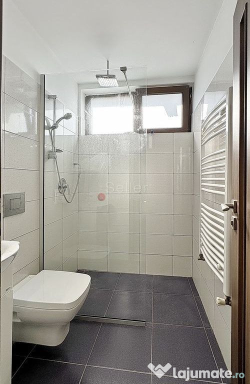 Pretabil atat comercial cat si locuit 