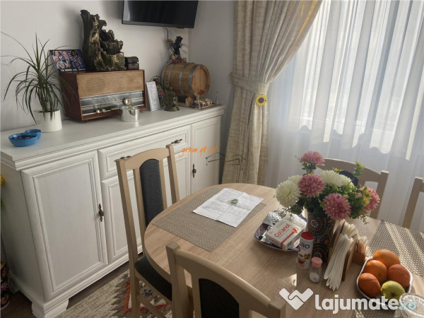 Casa de la Dumitresti , parter si etaj , mobilata si utilat 