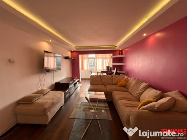 3 Camere decomandat zona GEPEX 