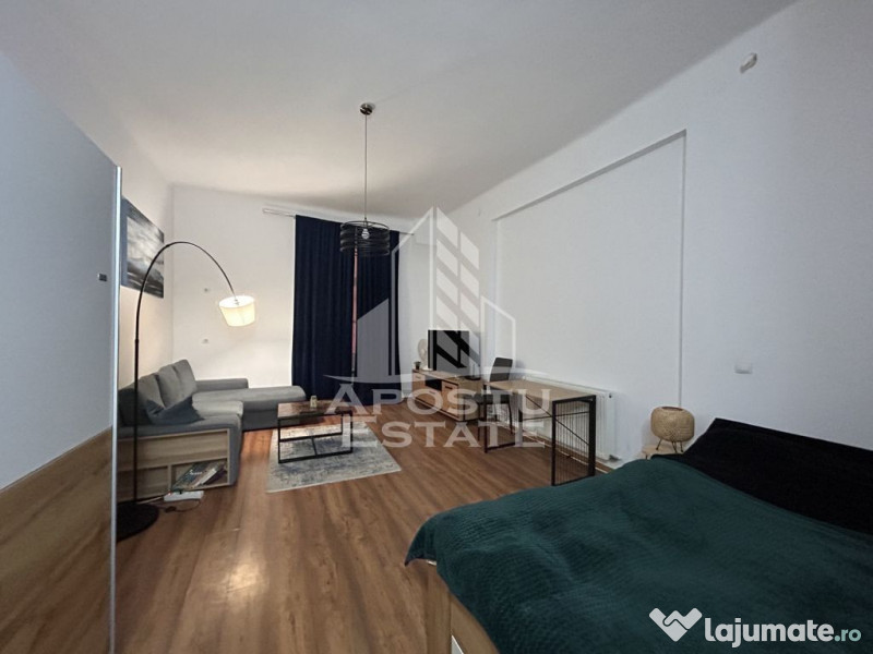 Apartament renovat, etaj intermediar, cladire reabilitata... 