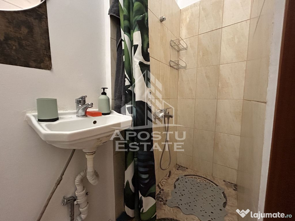 Apartament renovat, etaj intermediar, cladire reabilitata... 