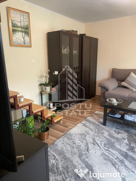 Casa individula cu 4 camere, zona Cetatii 