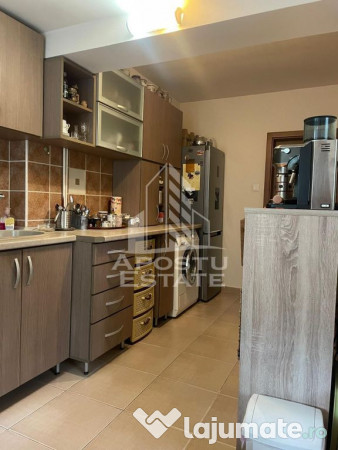 Casa individula cu 4 camere, zona Cetatii 