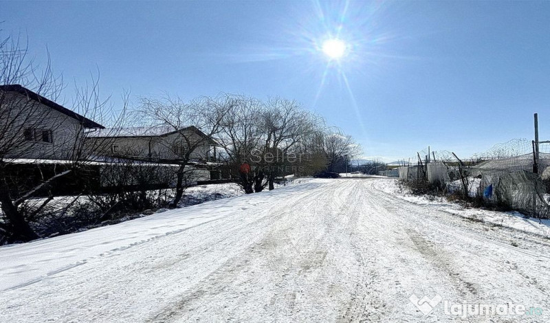 Teren rezidential 1.100mp str. Lanii 