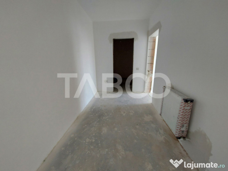 Apartament decoamandat 2 camere 71 mpu balcon dressing etaj 