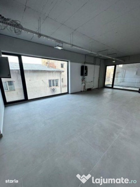 Dacia, spatiu comercial, suprafata 243 mp